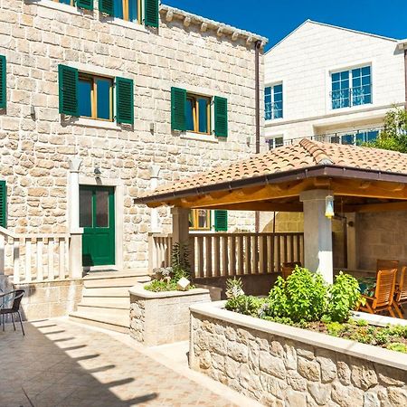 קאבטאט Apartments Villa Kulish מראה חיצוני תמונה