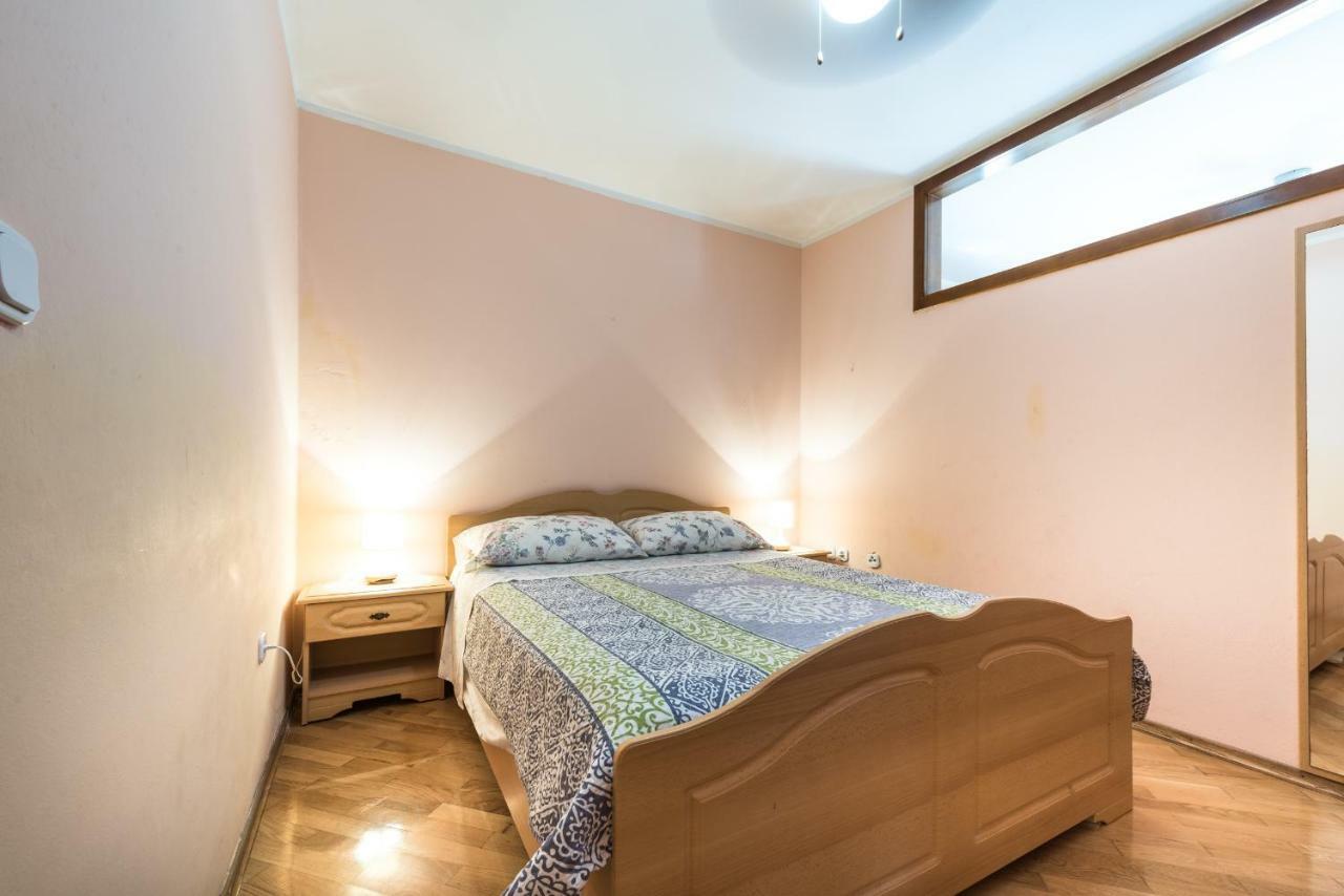 קאבטאט Apartments Villa Kulish מראה חיצוני תמונה